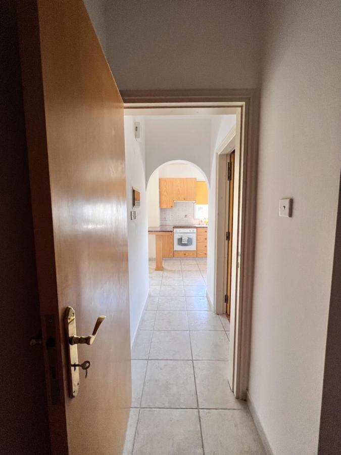 Appartement Sirena Kings à Paphos Extérieur photo