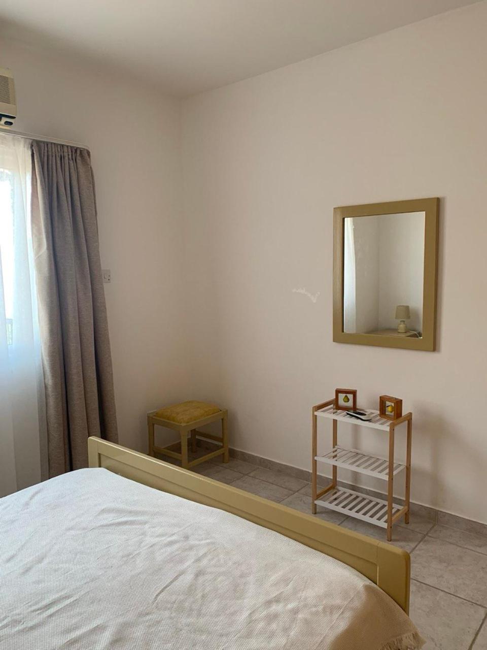 Appartement Sirena Kings à Paphos Extérieur photo