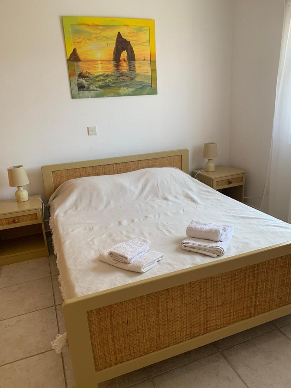 Appartement Sirena Kings à Paphos Extérieur photo