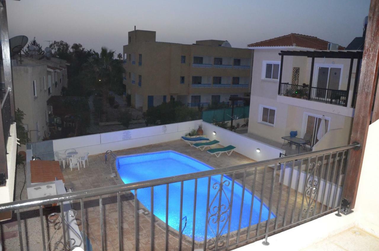 Appartement Sirena Kings à Paphos Extérieur photo